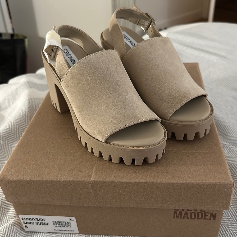 Steve Madden Suede Heeled Sandal Tan NEW